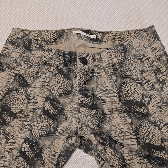 CAbi Womens Size 4 Style #958 Diamondback Snake Reptile Print Super Skinny Jeans - Picture 4 of 10